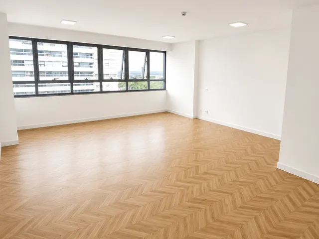 Sala para alugar, no bairro Gleba Palhano em Londrina