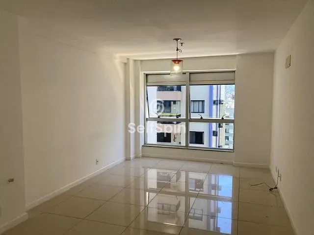 Sala para alugar, no bairro Icaraí em Niterói