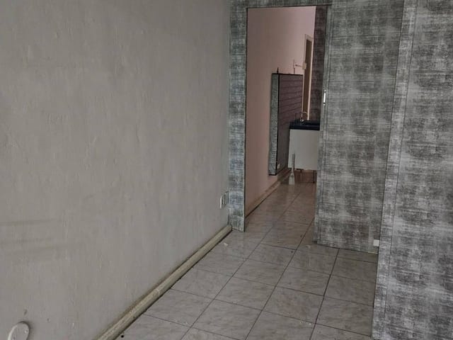 Sala para alugar, no bairro Centro em Petrópolis