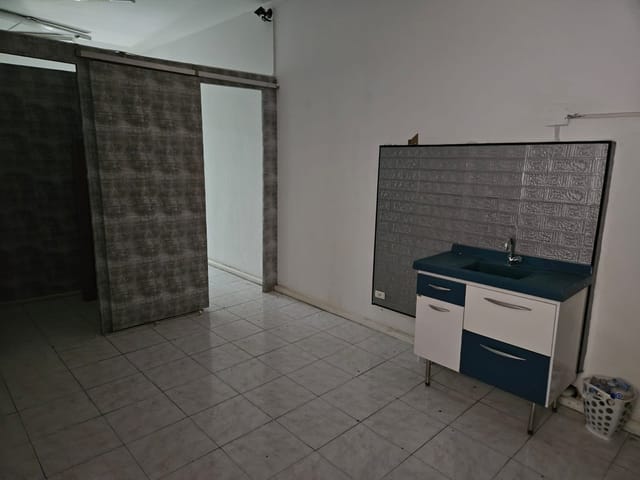 Sala para alugar, no bairro Centro em Petrópolis