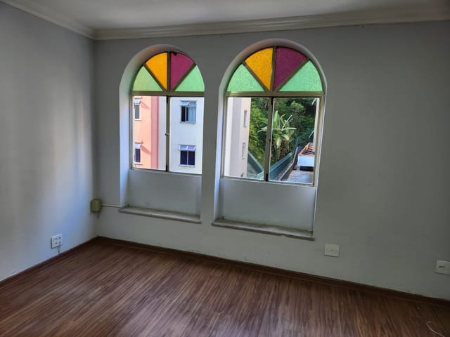Sala para alugar, no bairro Centro em Petrópolis