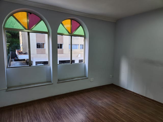 Sala para alugar, no bairro Centro em Petrópolis