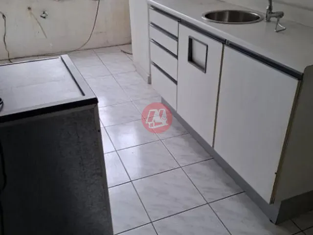 Sala com 74m², à venda, no bairro Bom Fim em Porto Alegre