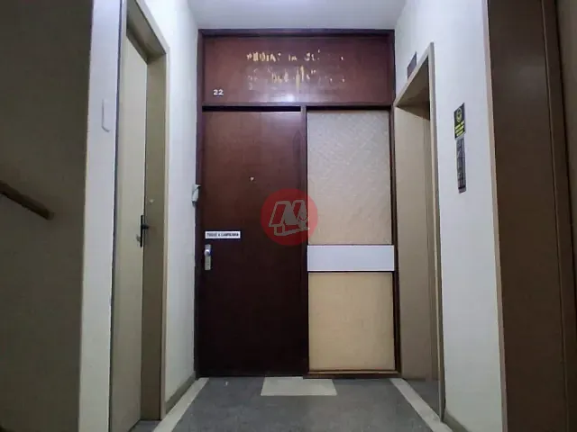 Sala com 74m², à venda, no bairro Bom Fim em Porto Alegre