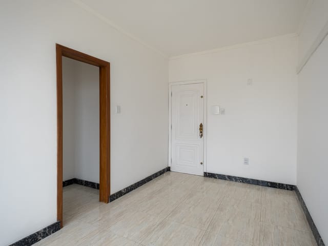 Sala para alugar, no bairro Centro em Pelotas