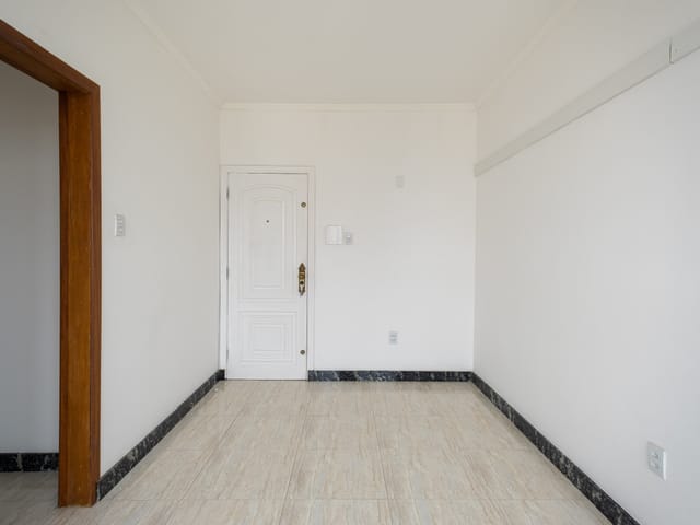Sala para alugar, no bairro Centro em Pelotas