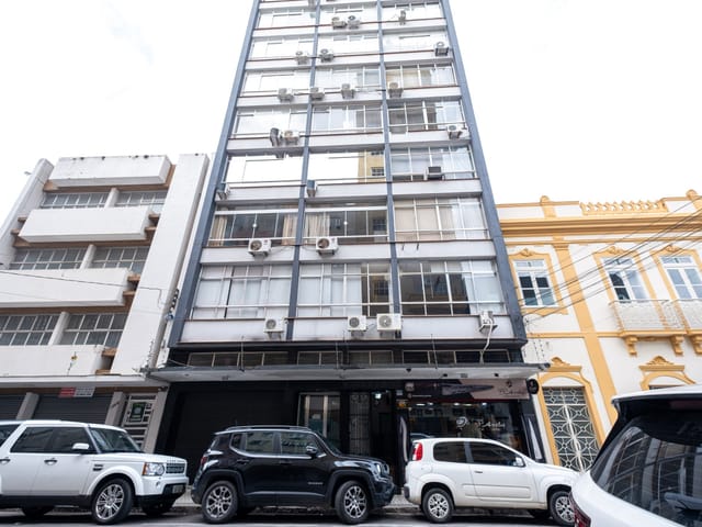 Sala para alugar, no bairro Centro em Pelotas