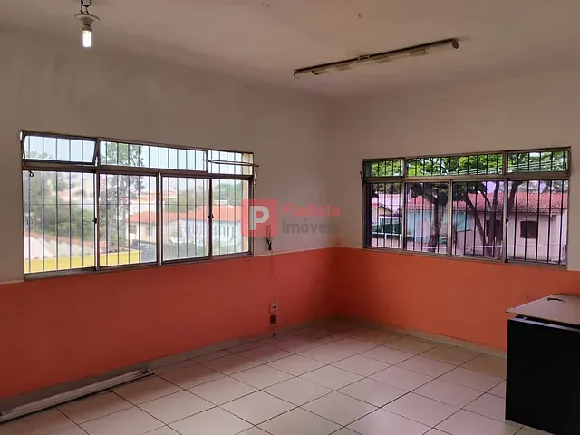 Sala com 45m², para alugar, no bairro Socorro em São Paulo