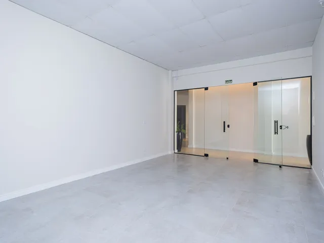 Sala para alugar, no bairro São Gonçalo em Pelotas