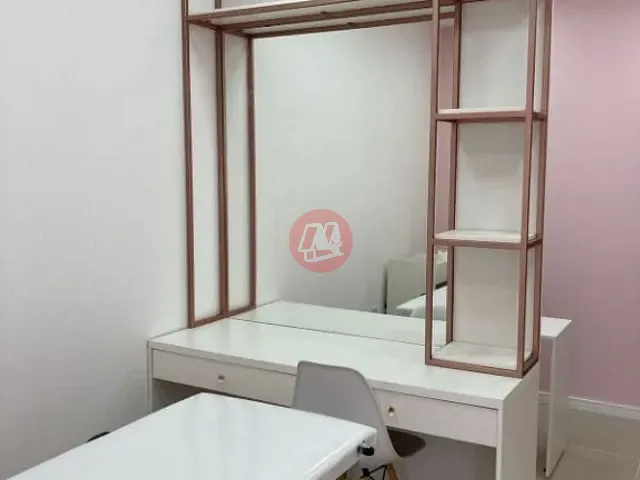 Sala com 34m², à venda, no bairro São João em Porto Alegre