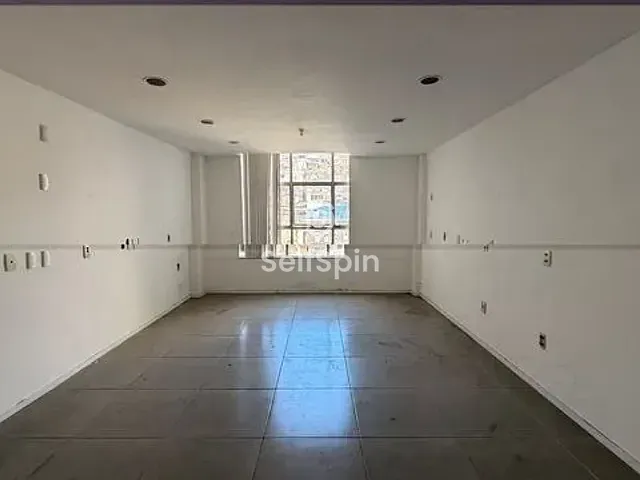 Sala para alugar, no bairro São Domingos em Niterói