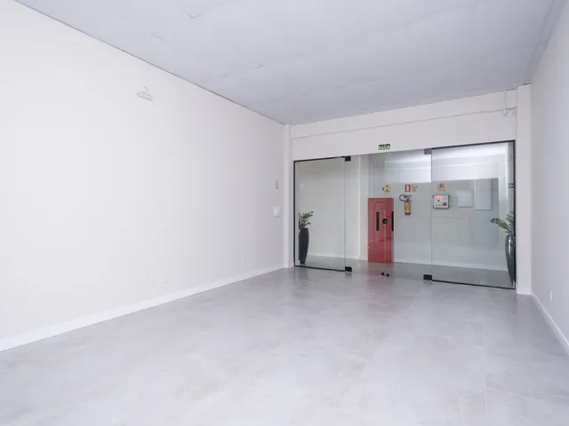 Sala para alugar, no bairro São Gonçalo em Pelotas