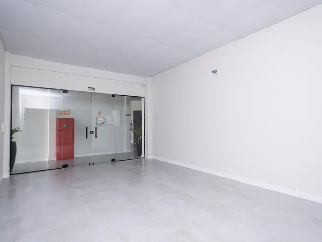Sala para alugar, no bairro São Gonçalo em Pelotas