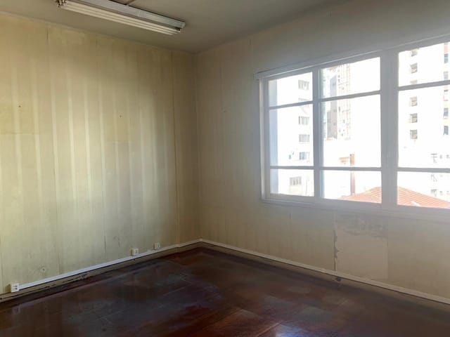 Sala à venda, no bairro Centro em Petrópolis