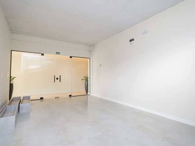Sala para alugar, no bairro São Gonçalo em Pelotas