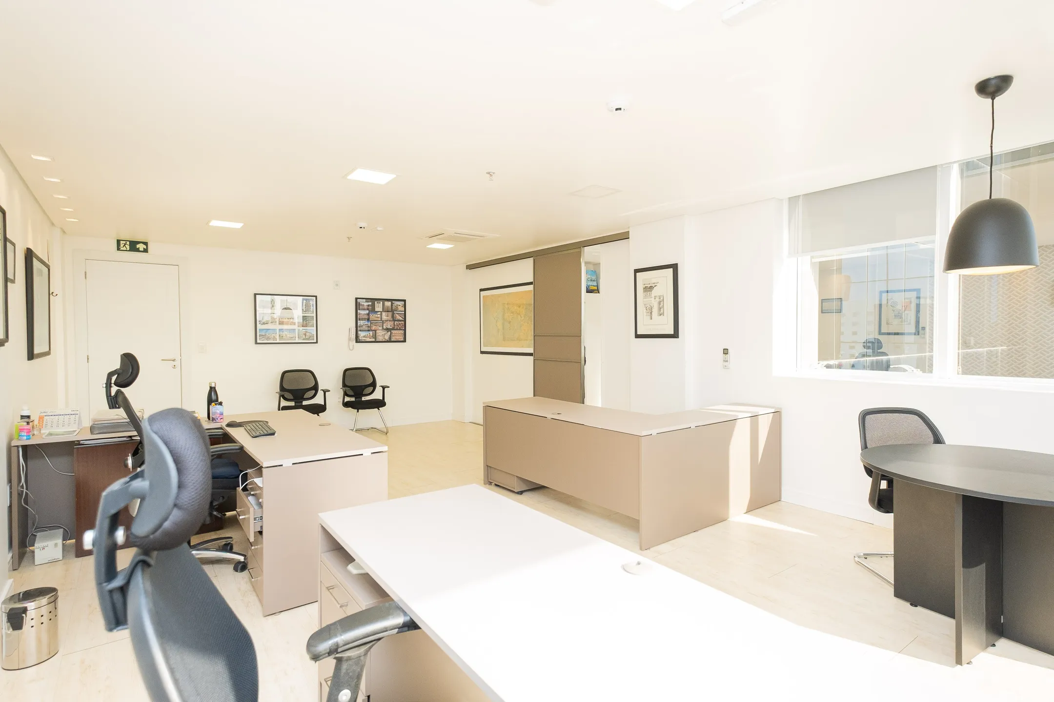 Sala comercial à venda no Edifício Moinhos Office, Zona Norte de Pelotas - 55 m², andar alto com face para Dom Joaquim e infraestrutura impecável. - 6