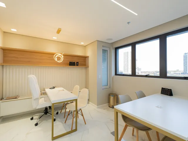 Sala à venda, no bairro São Gonçalo em Pelotas
