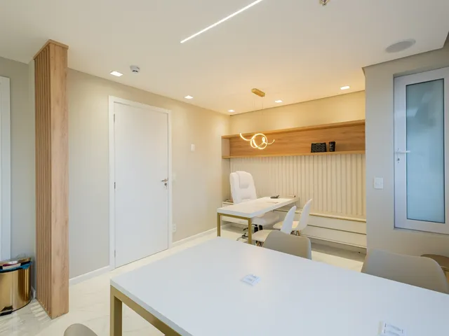 Sala à venda, no bairro São Gonçalo em Pelotas