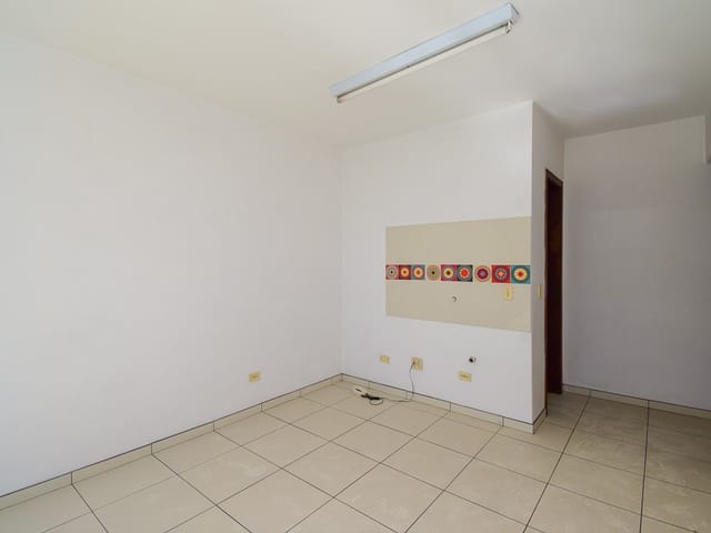 Sala para alugar, no bairro Centro em Curitiba