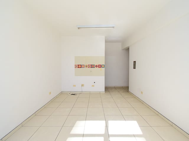 Sala para alugar, no bairro Centro em Curitiba