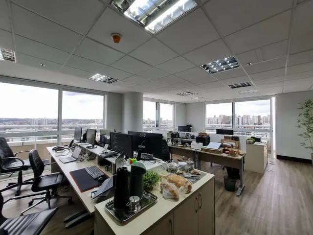Sala com 210m², à venda, no bairro Jardim Higienópolis em Londrina