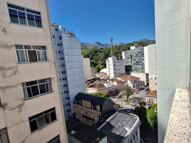 Sala para alugar, no bairro Centro em Petrópolis