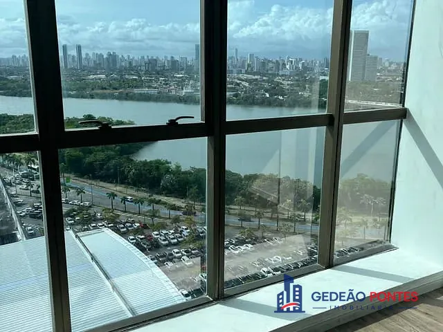 Sala com 38m², para alugar, no bairro Pina em Recife