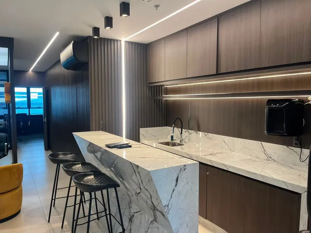 Sala para alugar, no bairro Bela Suiça em Londrina