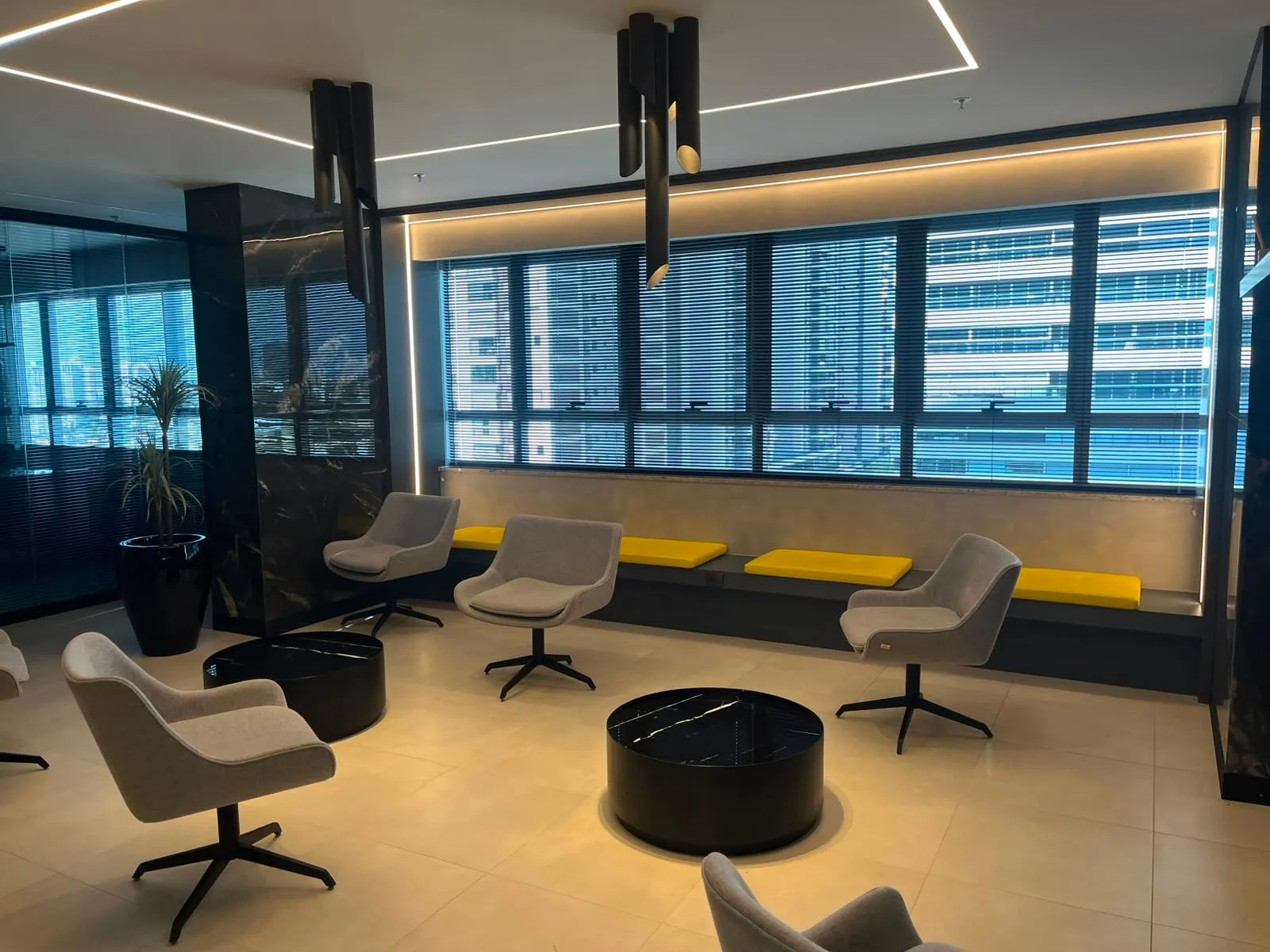 Sala-Conjunto, 212 m² - Foto 24