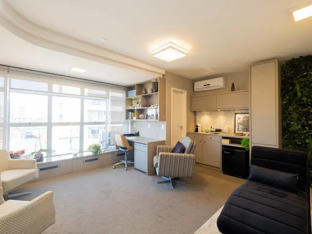 Sala à venda, no bairro Centro em Pelotas