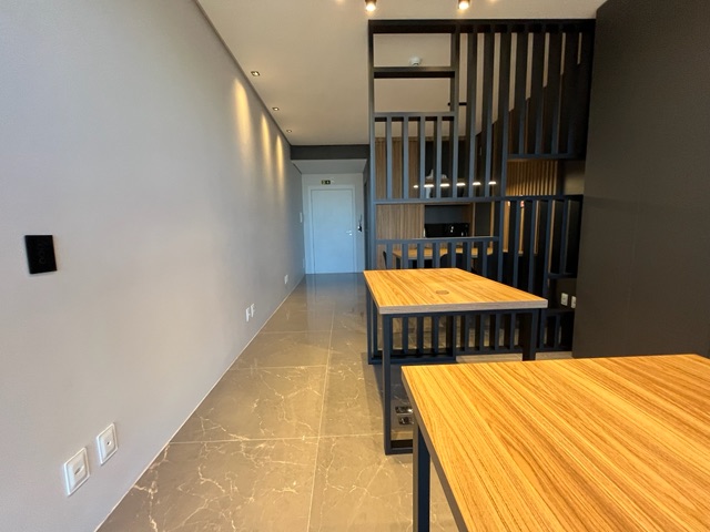 Sala à venda, no bairro Areal em Pelotas