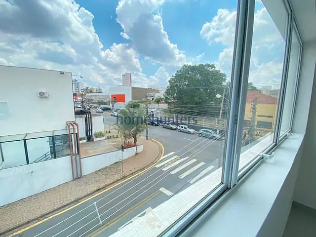 Sala com 75m², para alugar, no bairro Taquaral em Campinas