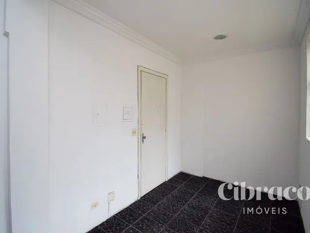 Sala para alugar, no bairro Centro em Curitiba