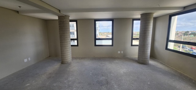 Sala à venda, no bairro São Gonçalo em Pelotas