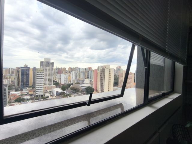 Sala para alugar, no bairro Centro em Londrina