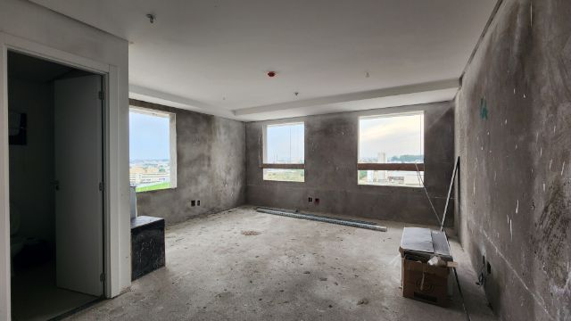 Sala com 30m², à venda, no bairro São Gonçalo em Pelotas