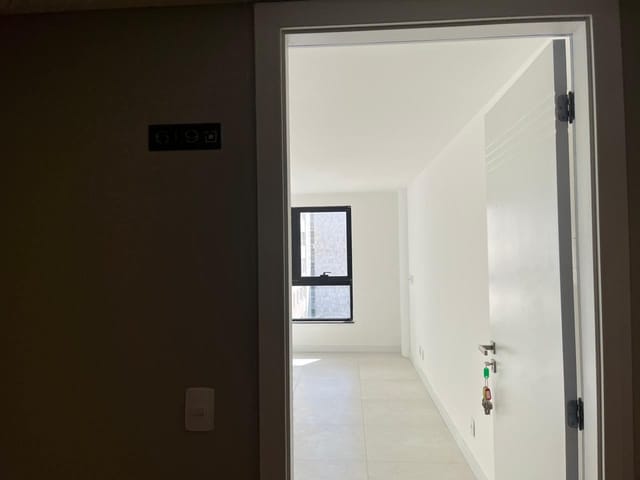 Sala à venda ou para alugar, no bairro Centro em Petrópolis