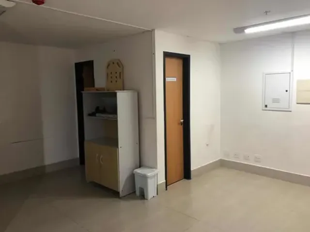 Sala com 50m², para alugar, no bairro Penha de França em São Paulo
