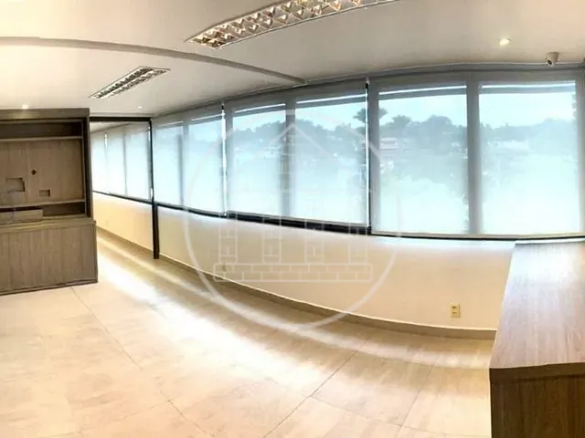 Sala com 160m², para alugar, no bairro Santo Amaro em São Paulo