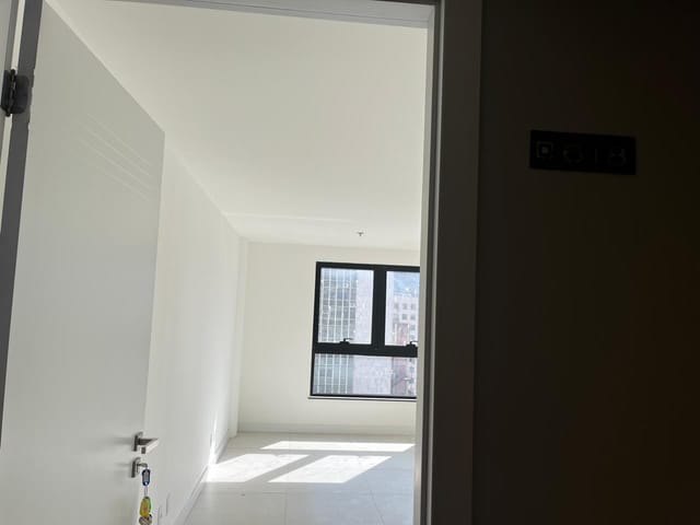 Sala à venda ou para alugar, no bairro Centro em Petrópolis