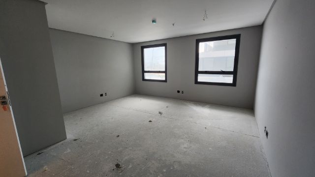 Sala com 30m², à venda, no bairro São Gonçalo em Pelotas