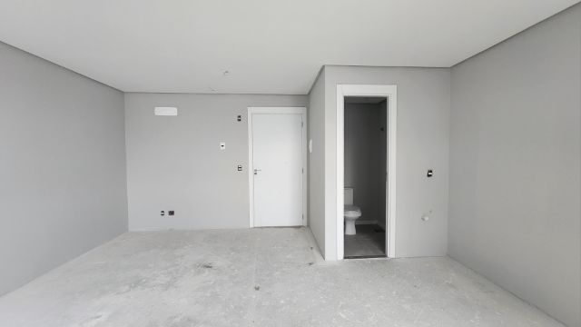 Sala com 30m², à venda, no bairro São Gonçalo em Pelotas