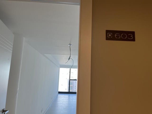 Sala à venda ou para alugar, no bairro Centro em Petrópolis