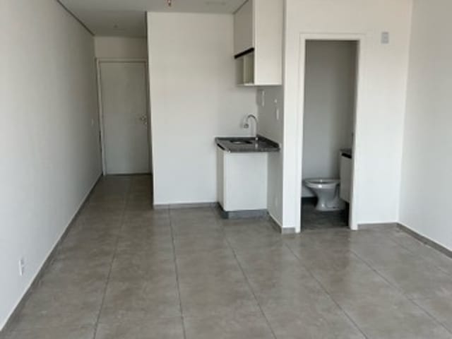 Sala com 34m², para alugar, no bairro Penha de França em São Paulo