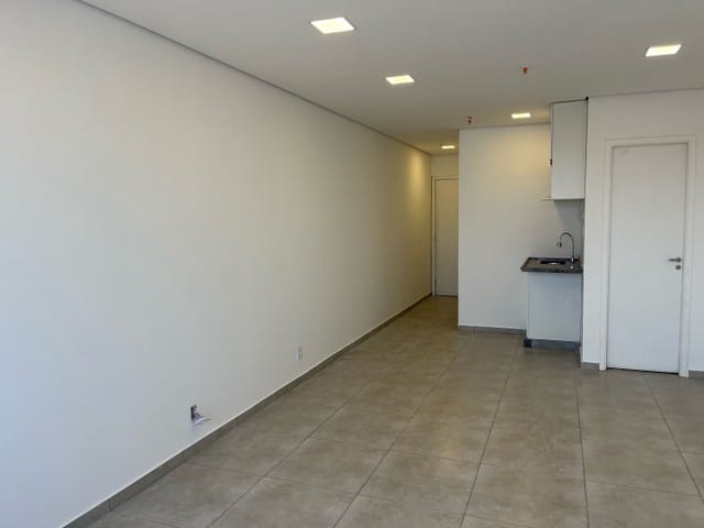 Sala com 34m², para alugar, no bairro Penha de França em São Paulo