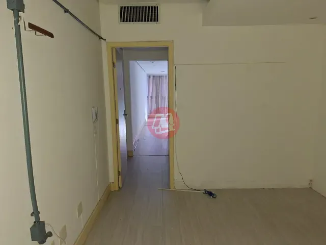 Sala para alugar, no bairro Bom Fim em Porto Alegre