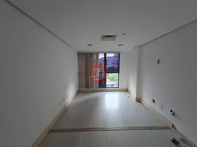 Sala para alugar, no bairro Bom Fim em Porto Alegre