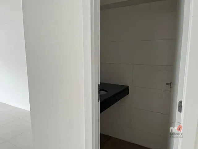Sala à venda ou para alugar, no bairro Centro em Petrópolis