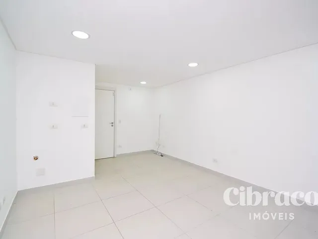Sala para alugar, no bairro Centro em Curitiba