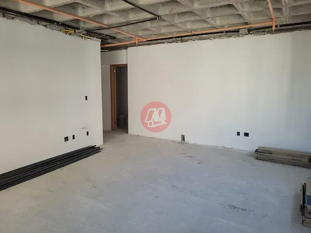 Sala com 63m², à venda ou para alugar, no bairro Petrópolis em Porto Alegre